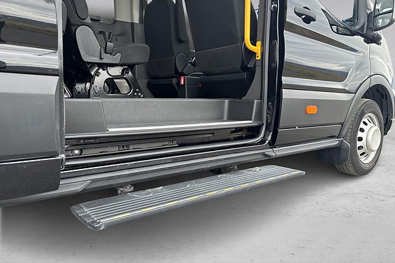 Ford Transit 24 of 30