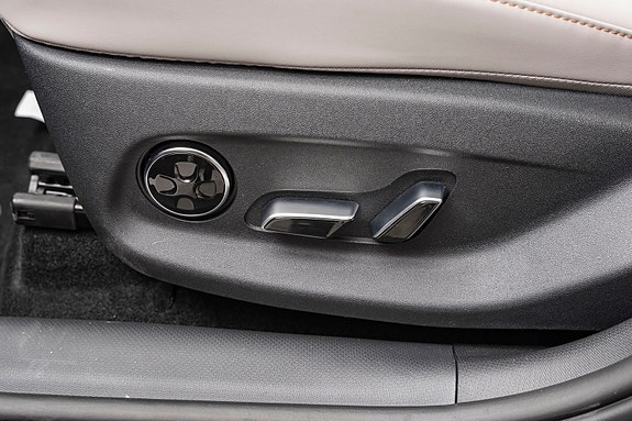 BYD Atto 3 11 of 29