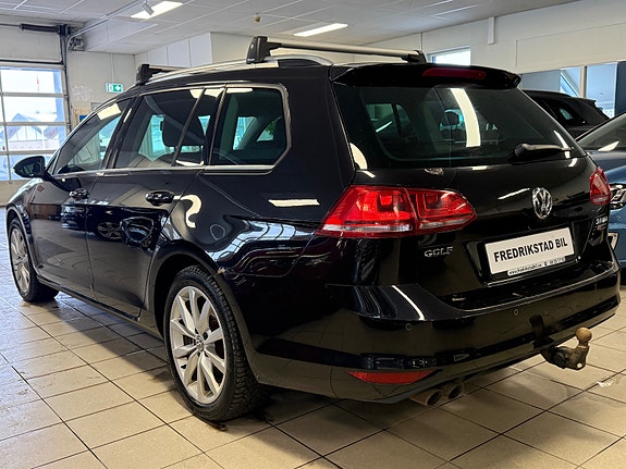 Volkswagen Golf VII 2 of 5
