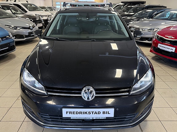 Volkswagen Golf VII 5 of 5