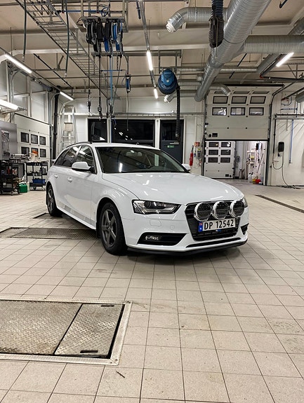 Audi A4 3 of 30