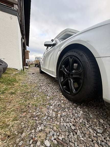 Audi A4 6 of 30