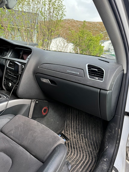 Audi A4 25 of 30