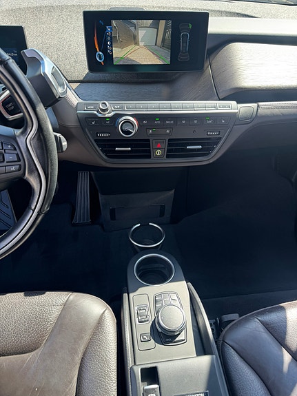 BMW i3 10 of 15