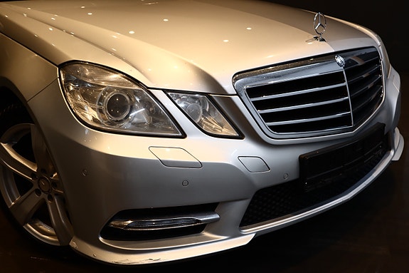 Mercedes-Benz E-Klasse 4 of 5