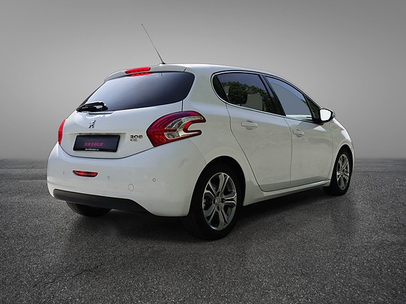 Peugeot 208 9 of 30