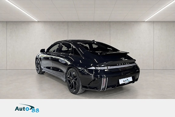 Hyundai Ioniq 6 2 of 20