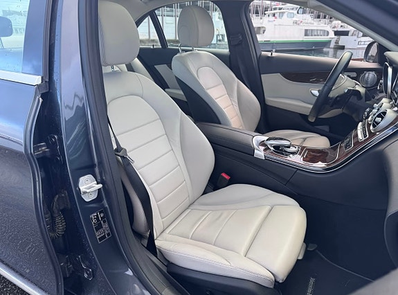 Mercedes-Benz C350 e 13 of 30