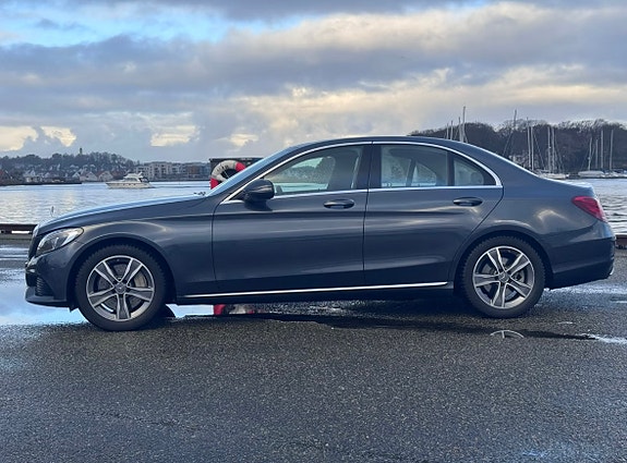 Mercedes-Benz C350 e 2 of 30