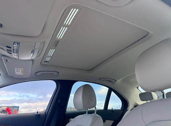 Mercedes-Benz C350 e 25 of 30