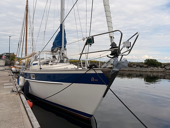 Hallberg-Rassy 352 – tidløs kvalitetsseiler med omfattende oppgraderinger 5 of 5