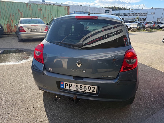 Renault Clio 4 of 5