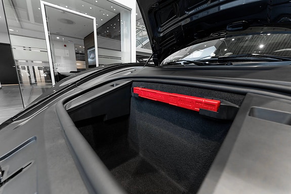 Porsche Taycan 4 of 15