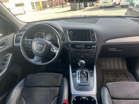 Audi Q5 9 of 13
