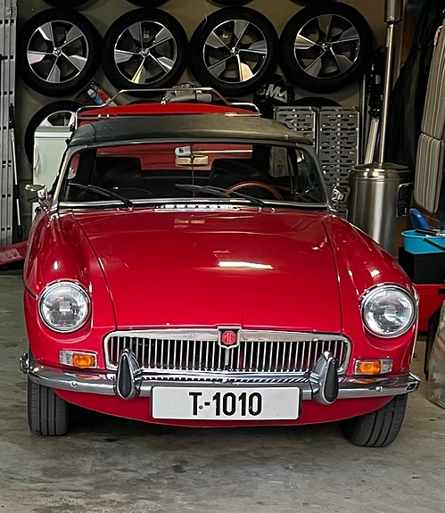 MG MGB 27 of 30