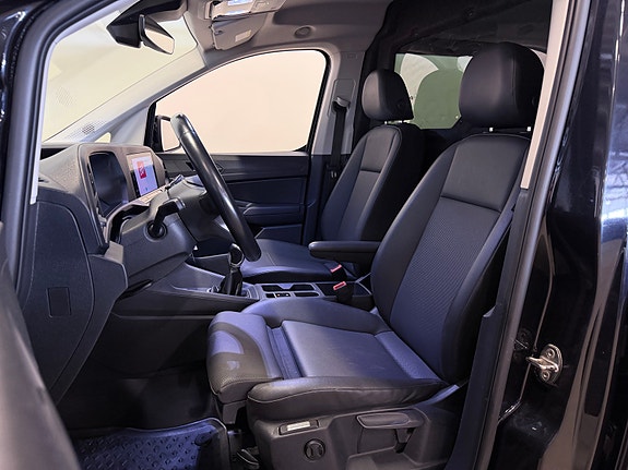 Volkswagen Caddy Maxi 14 of 30