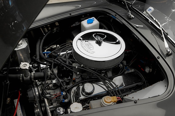 AC Cobra 9 of 30