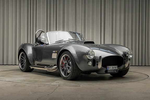AC Cobra 2 of 30
