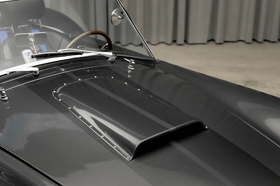 AC Cobra 6 of 30
