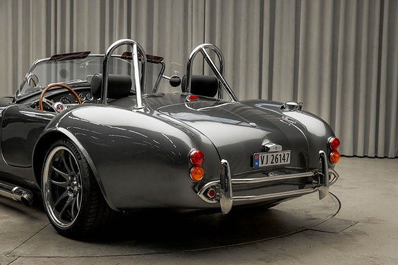 AC Cobra 22 of 30