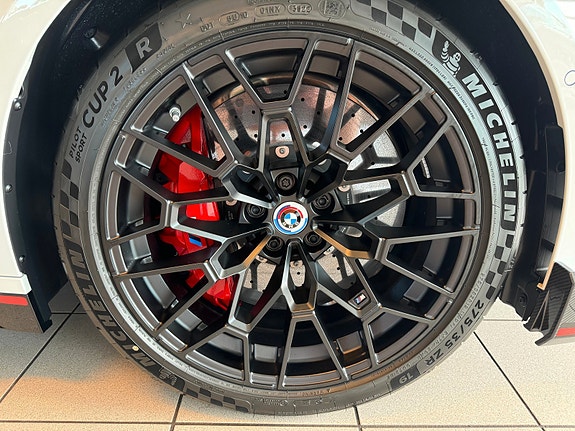 BMW M4 25 of 30