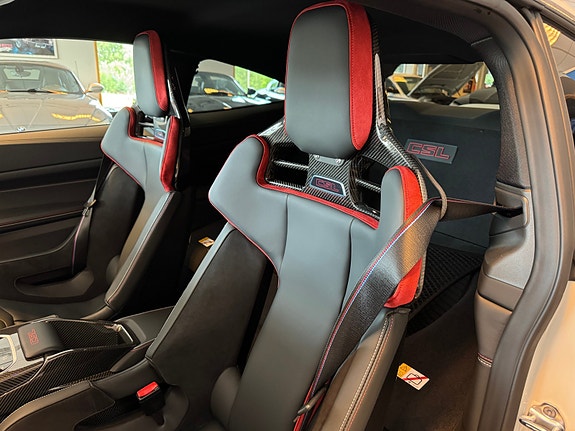BMW M4 9 of 30