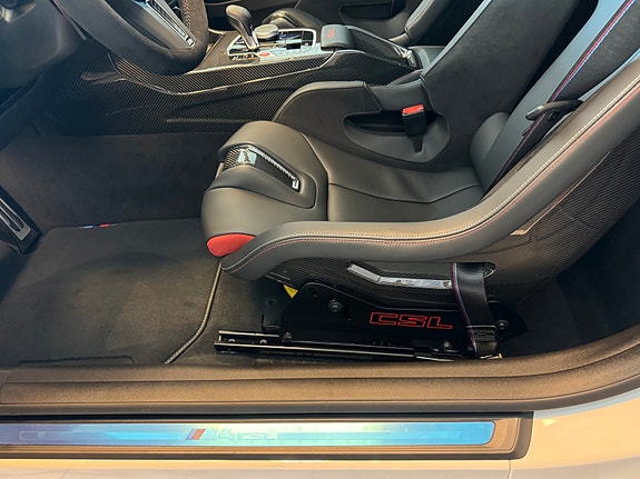BMW M4 10 of 30
