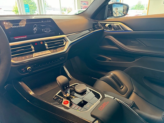 BMW M4 11 of 30