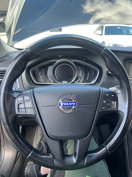 Volvo V40 18 of 22