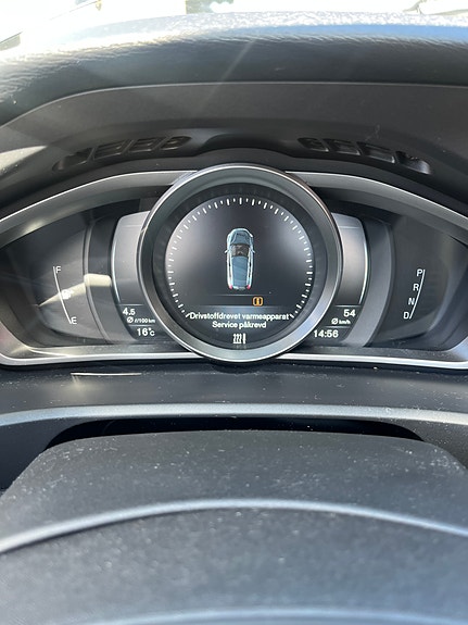 Volvo V40 16 of 22