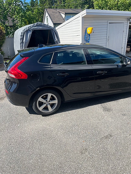 Volvo V40 10 of 22
