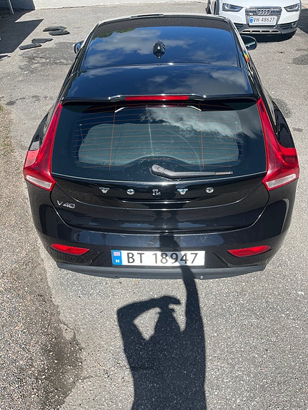 Volvo V40 6 of 22