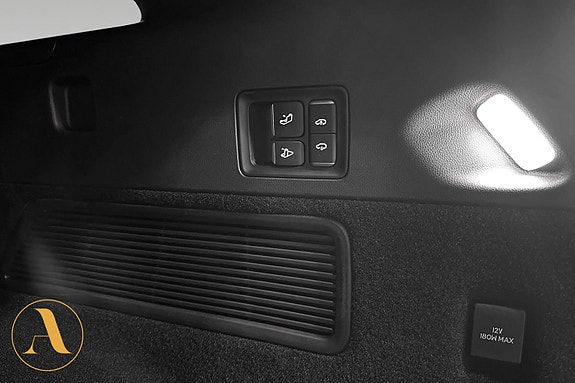 XPeng G9 24 of 30