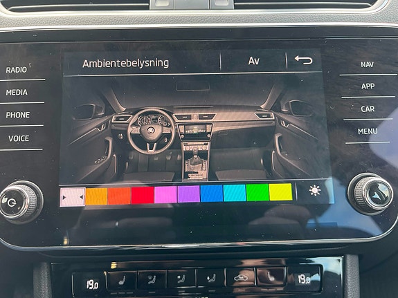 Skoda Superb 16 of 17