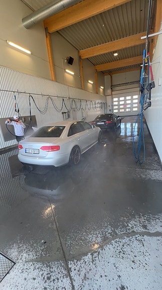 Audi A4 7 of 29