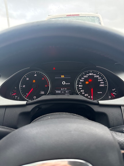 Audi A4 14 of 29