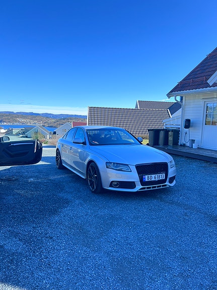 Audi A4 6 of 29