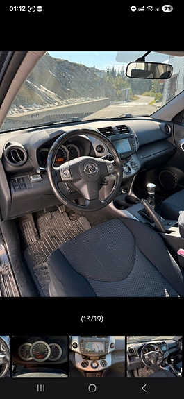 Toyota RAV4 9 of 20