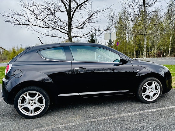 Alfa Romeo MiTo 4 of 5