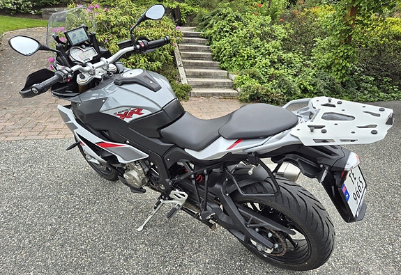 BMW S 1000 XR 9 of 12