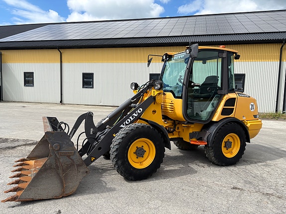 Volvo L20F