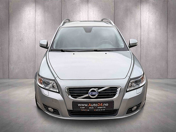 Volvo V50 5 of 5