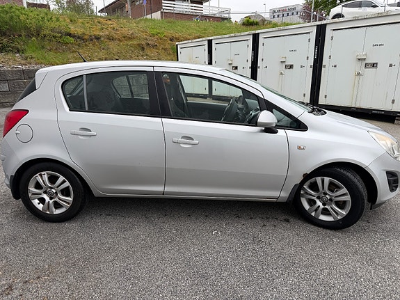 Opel Corsa 5 of 21
