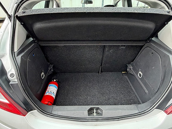 Opel Corsa 19 of 21