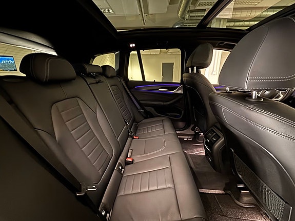 BMW X3 13 of 20