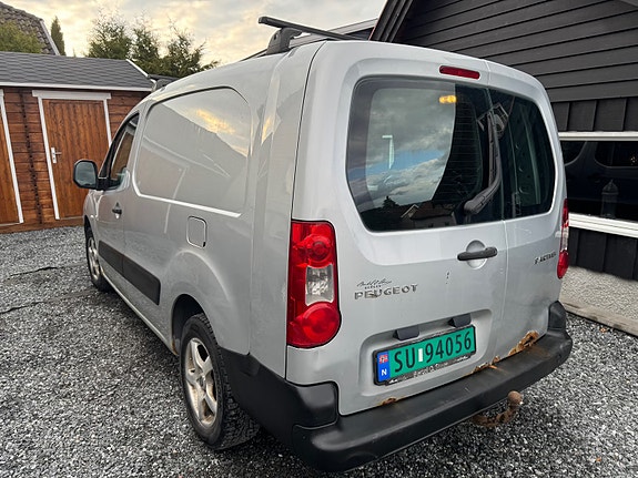 Peugeot Partner 2 of 9