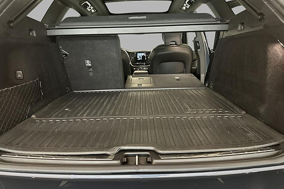 Volvo XC60 26 of 30
