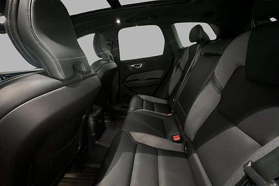Volvo XC60 22 of 30