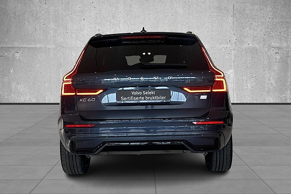 Volvo XC60 6 of 30
