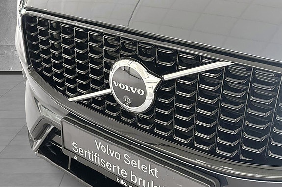 Volvo XC60 4 of 30